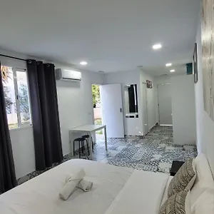 Ayz Silvela - Auto Check-in , Malaga Spain