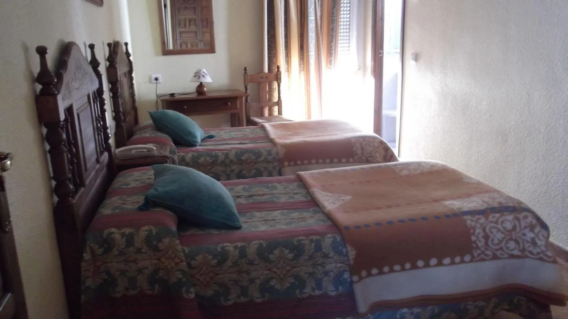 Arunda I Hotel Ronda 0*,